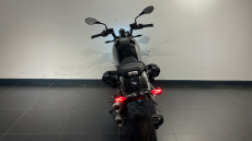 BMW R12 (24MY)